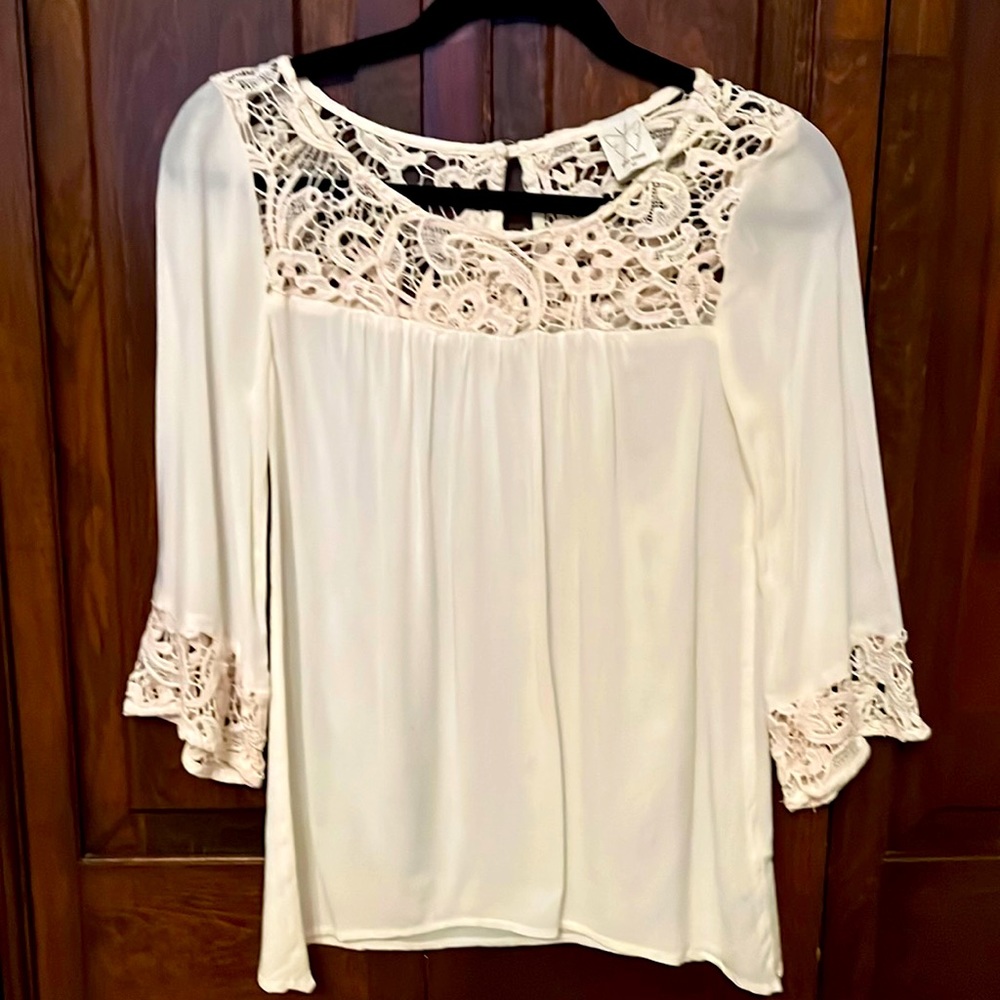 Ella Moss cream blouse